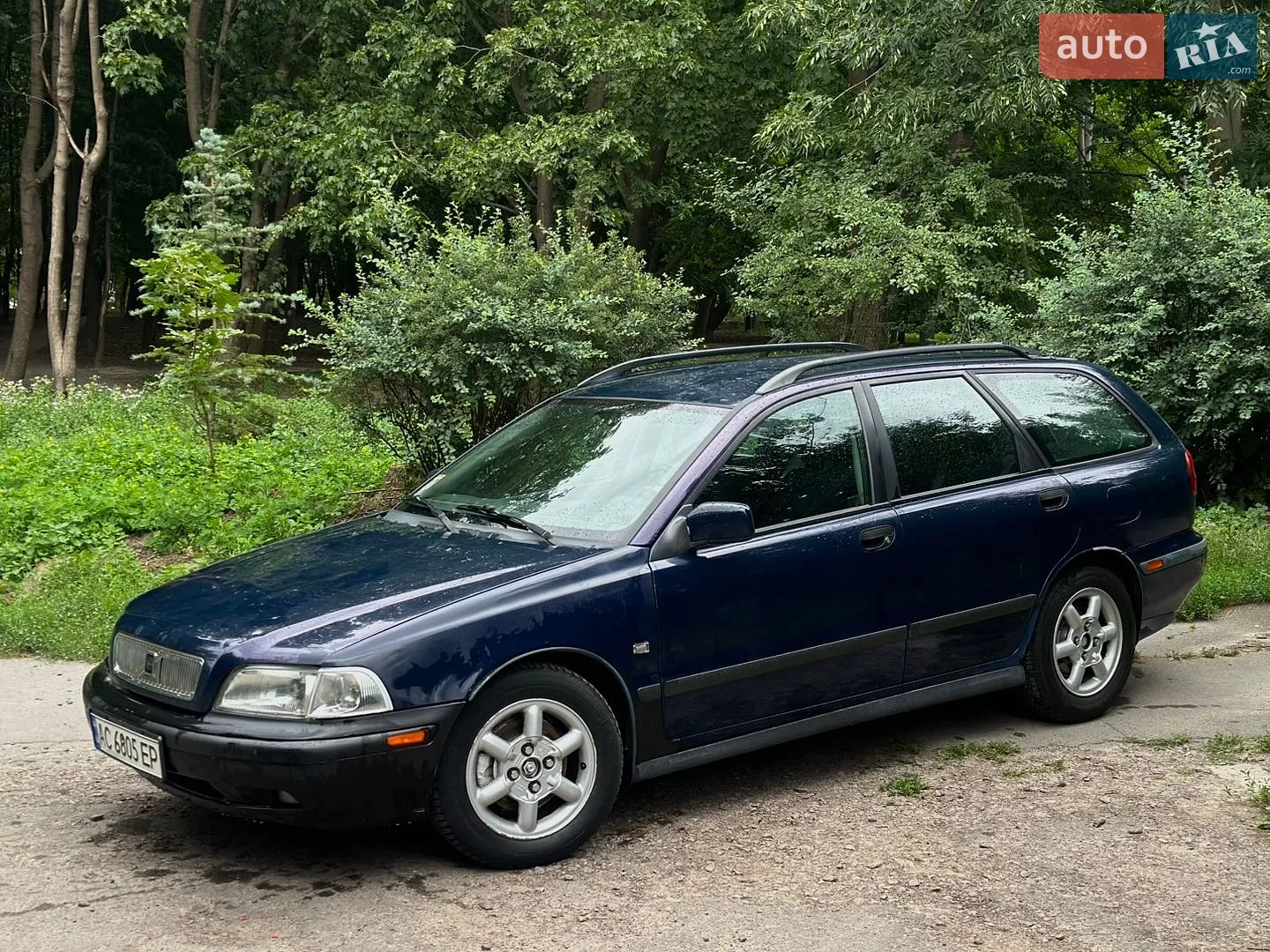 Volvo V40, 1998