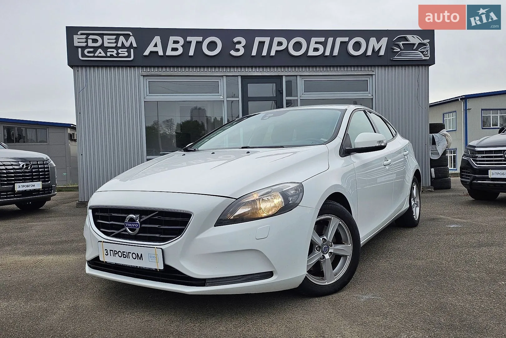 Volvo V40, 2013