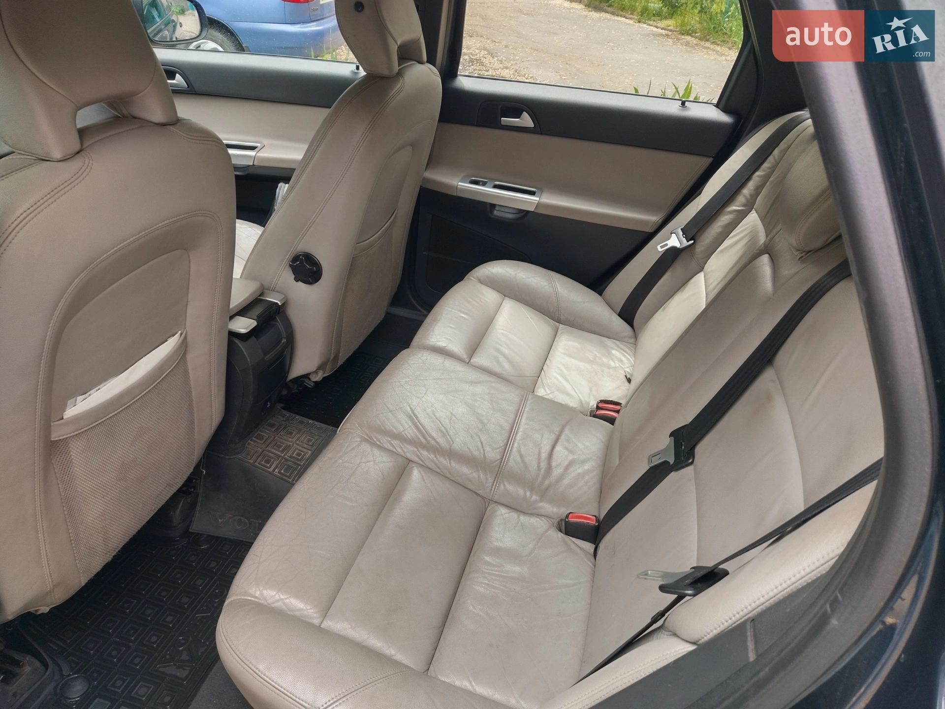 Volvo V50, 2010
