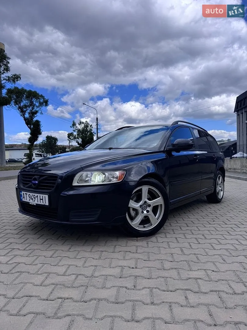Volvo V50, 2011