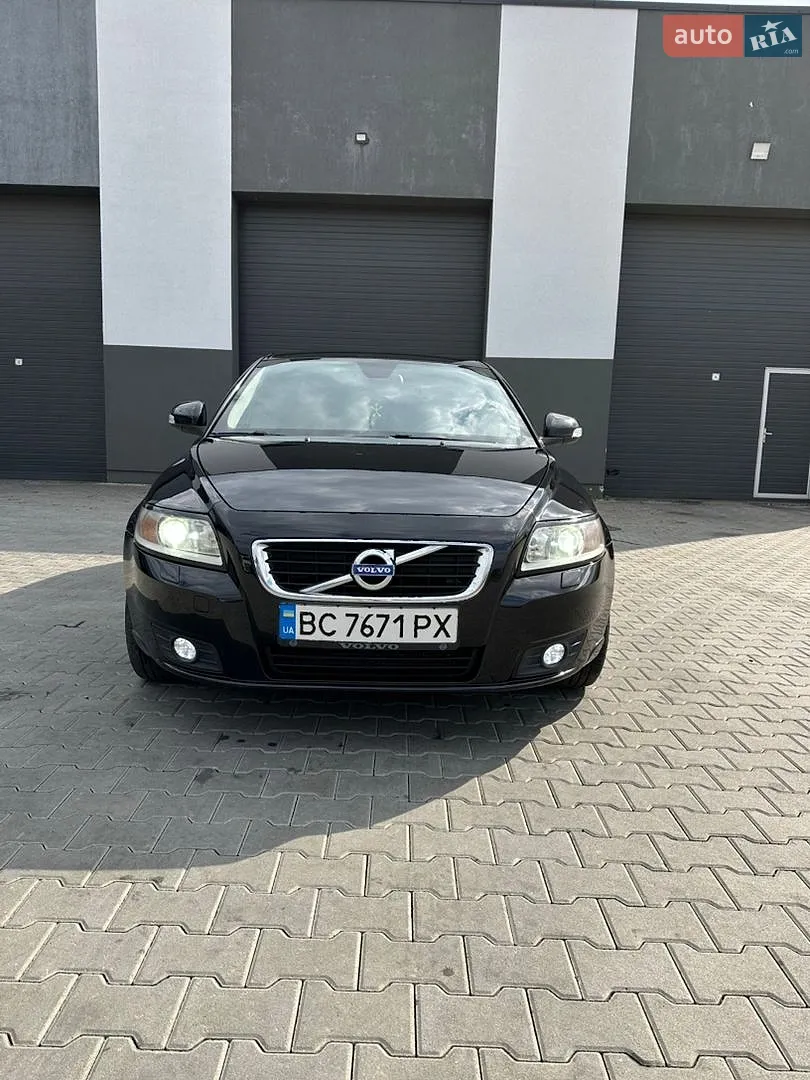 Volvo V50, 2012