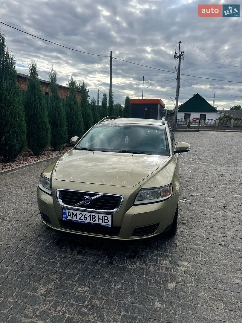 Volvo V50, 2010