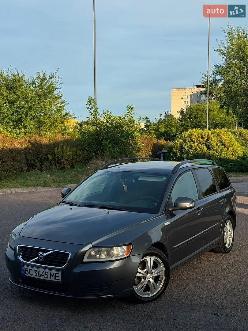 Volvo V50, 2010