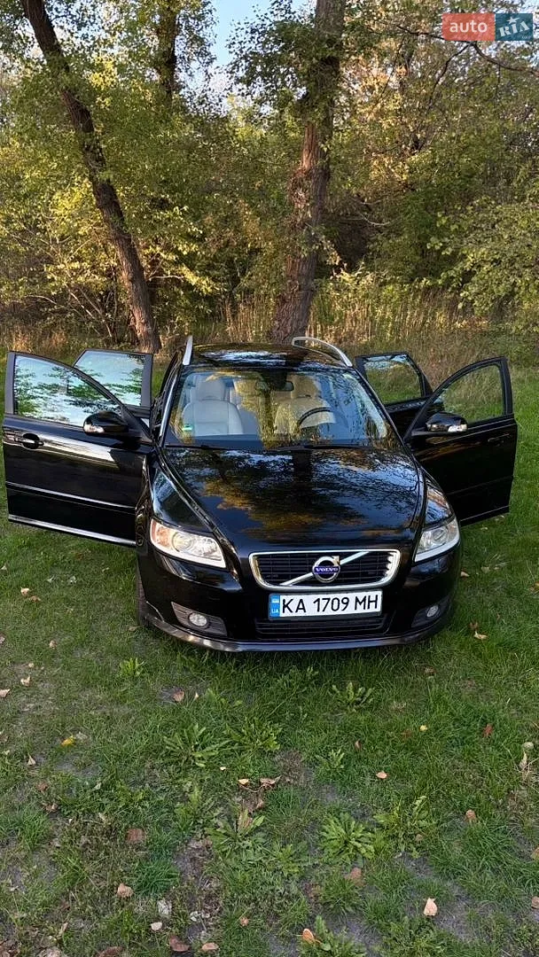 Volvo V50, 2011
