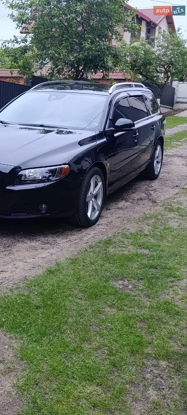 Volvo V70, 2011