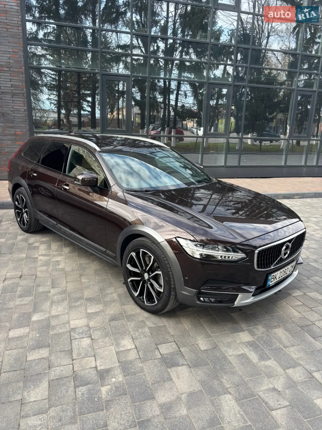 Volvo V90 Cross Country, 2017