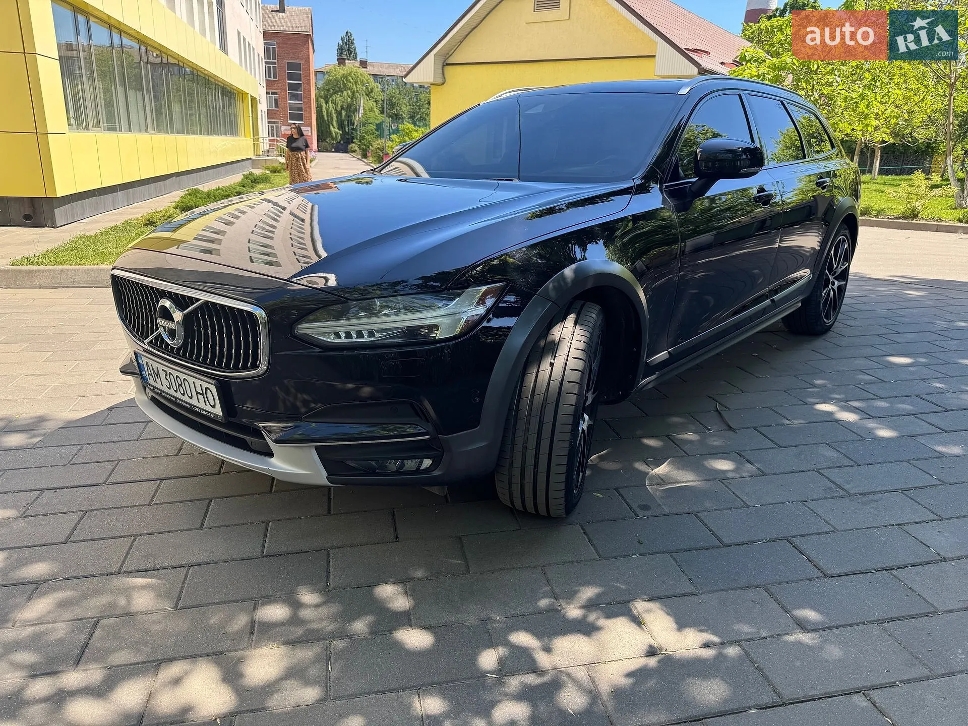 Volvo V90 Cross Country, 2017