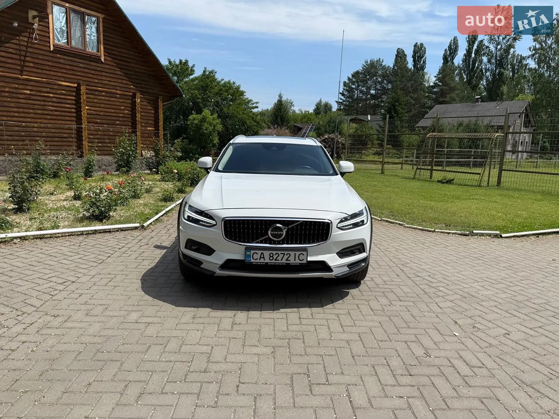 Volvo V90 Cross Country, 2020