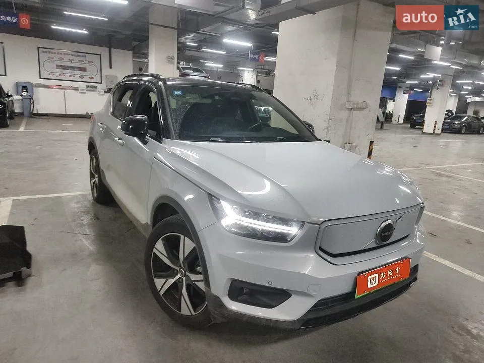 Volvo XC40, 2021