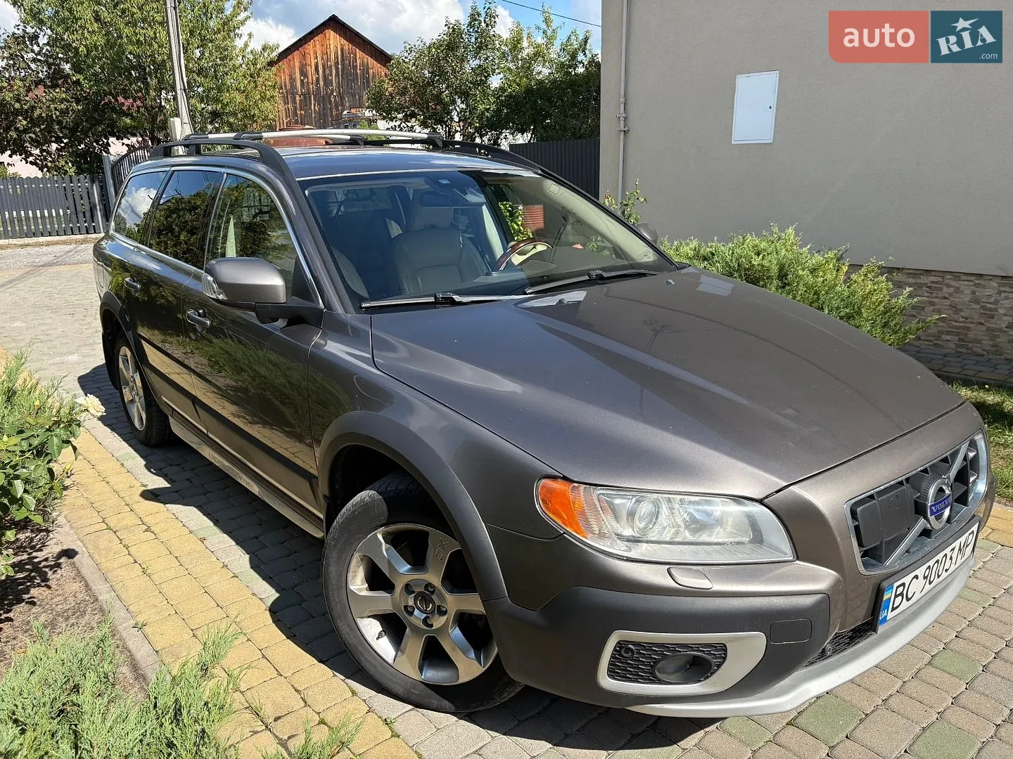 Volvo XC70, 2011