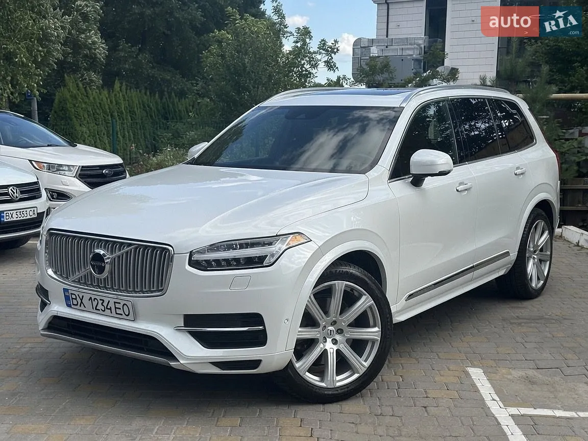 Volvo XC90 2017 — 1