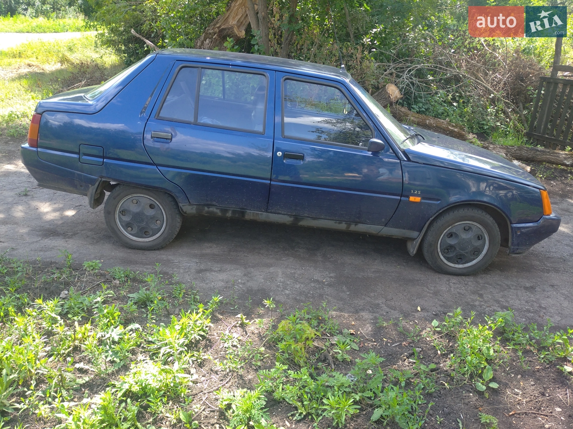 ЗАЗ 1102 Таврия-Нова, 2004