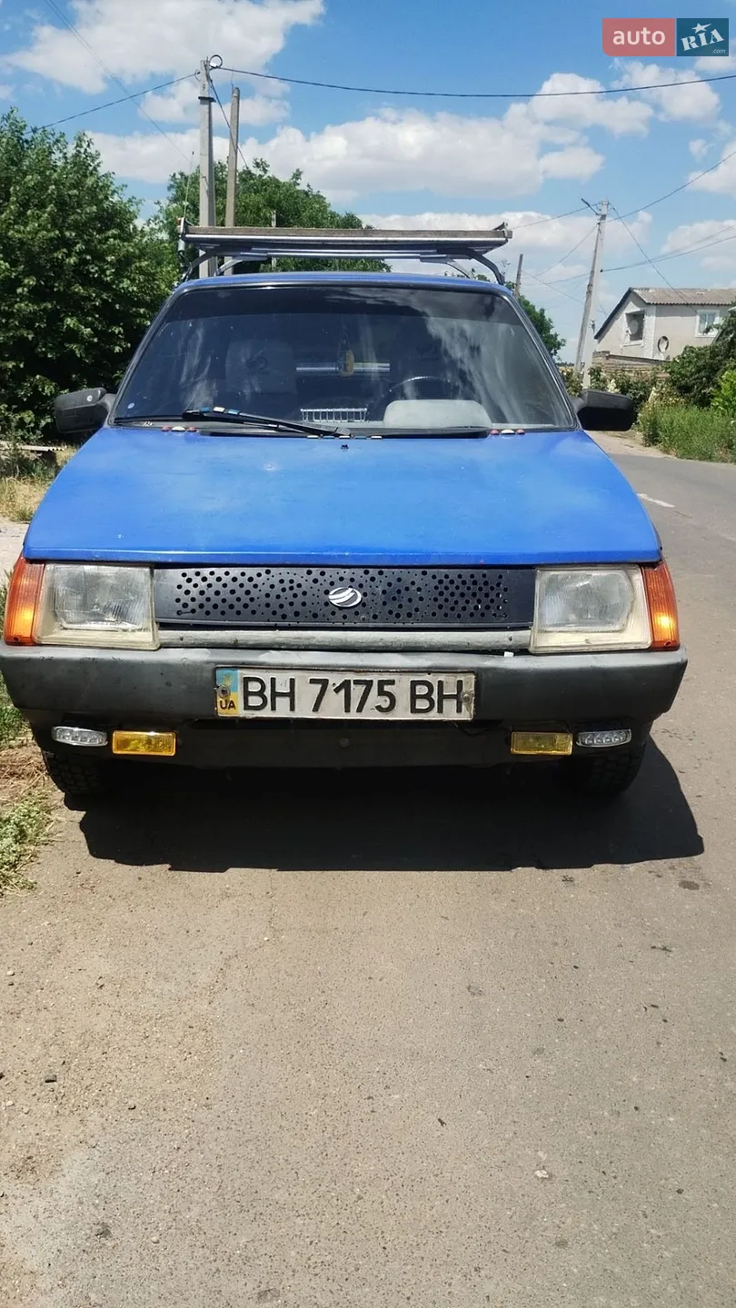 ЗАЗ 1102 Таврия-Нова, 1998