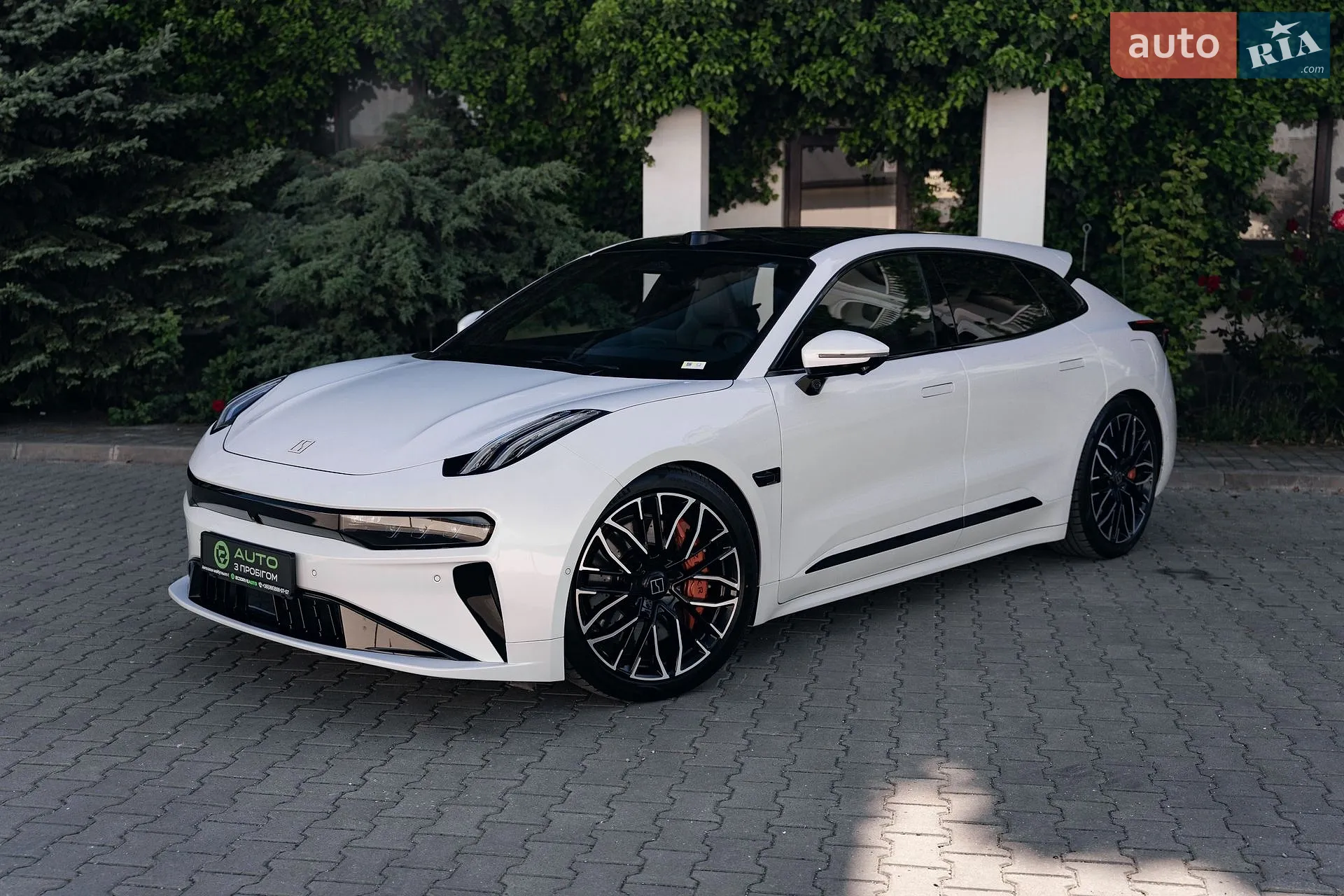 Zeekr 001, 2025