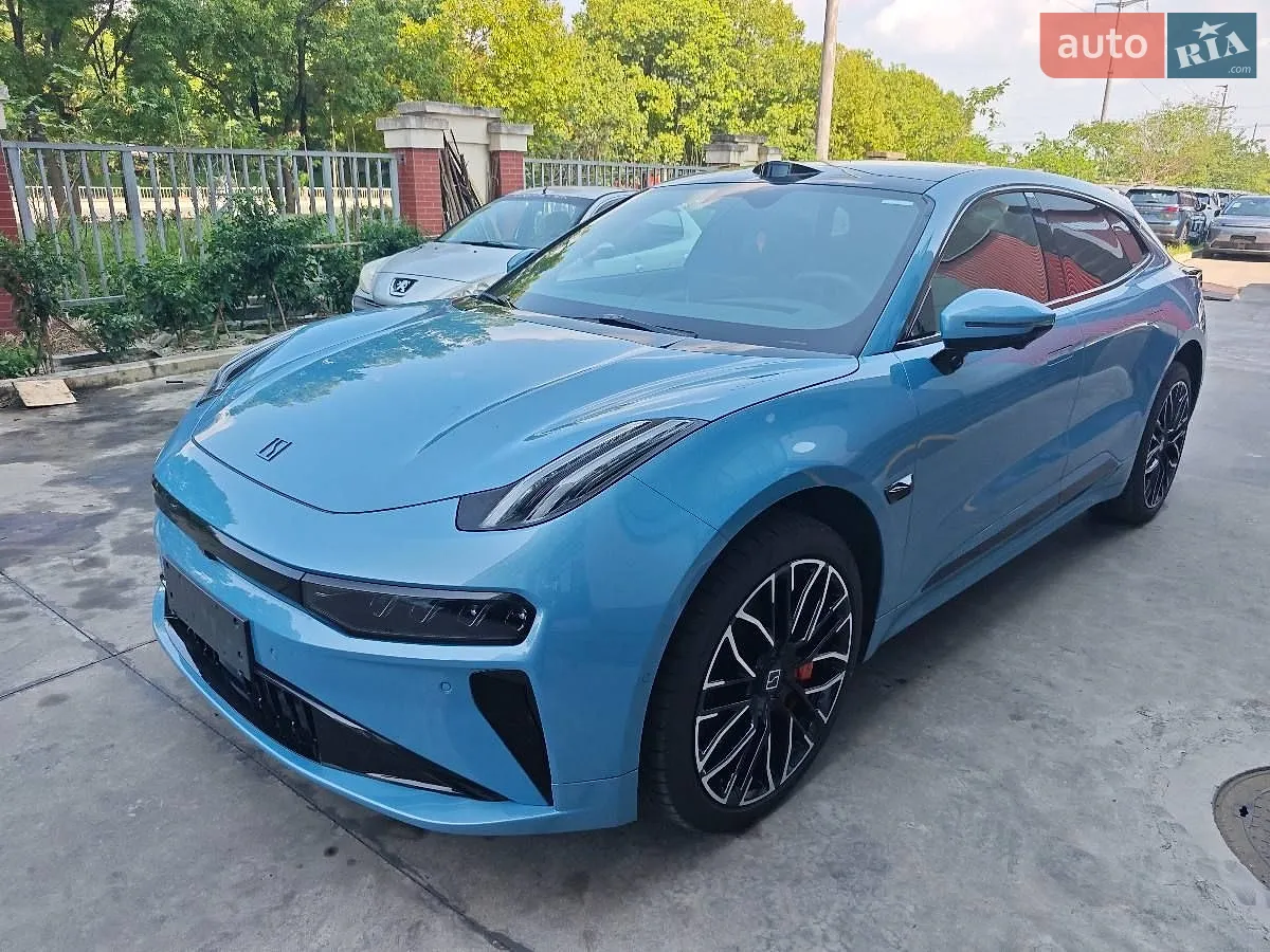 Zeekr 001, 2025