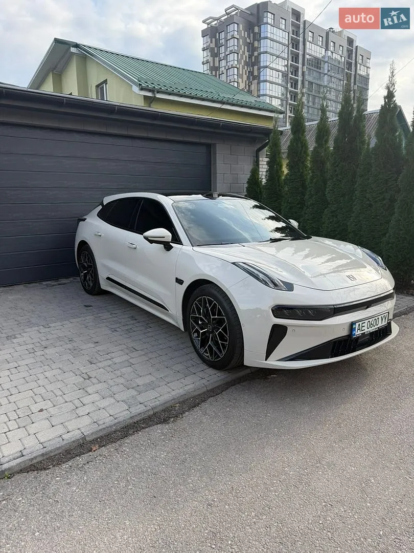 Zeekr 001, 2024