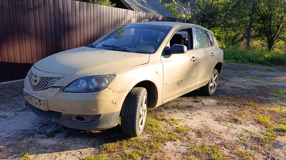Mazda 3, 2004