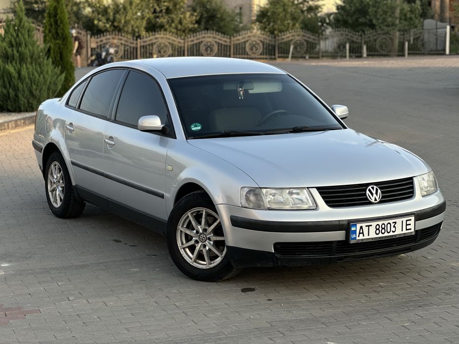 Volkswagen Passat Sedan, 1998