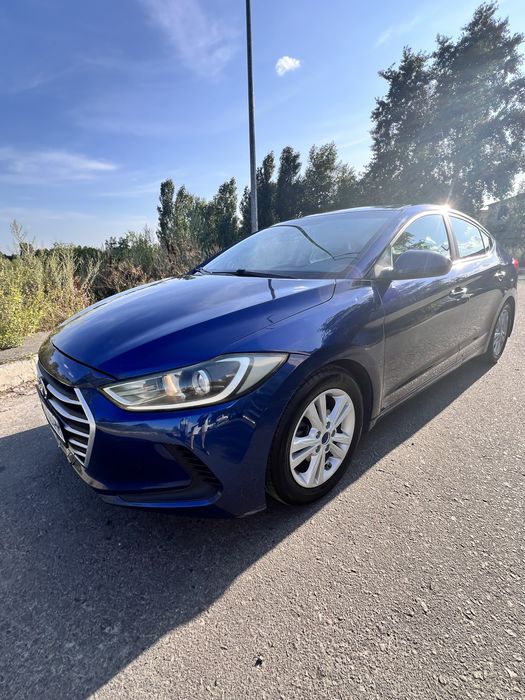 Hyundai Elantra, 2016
