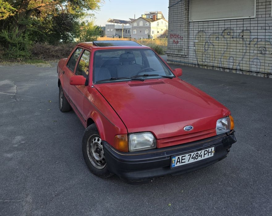 Ford Orion, 1988