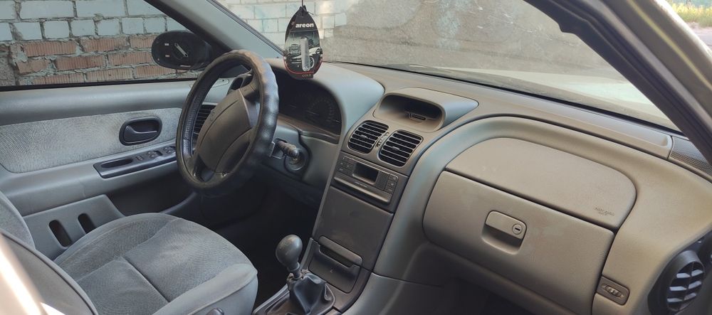 Renault Laguna, 1999