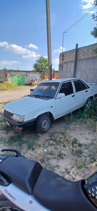 Toyota Corona, 1988