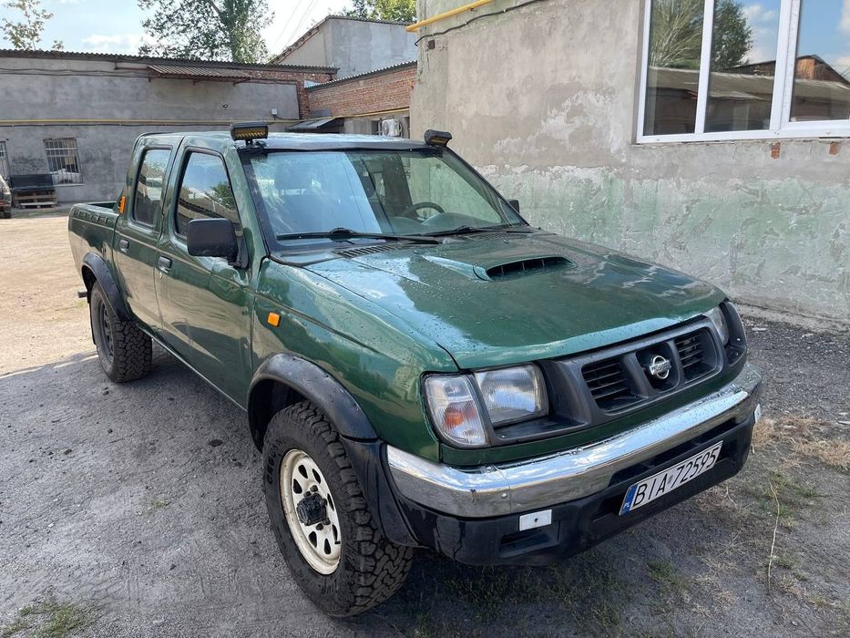 Nissan Navara, 2000