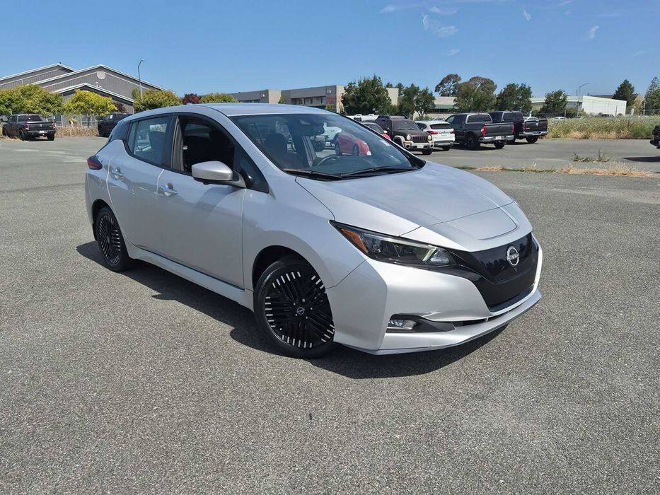 Nissan Leaf, 2024