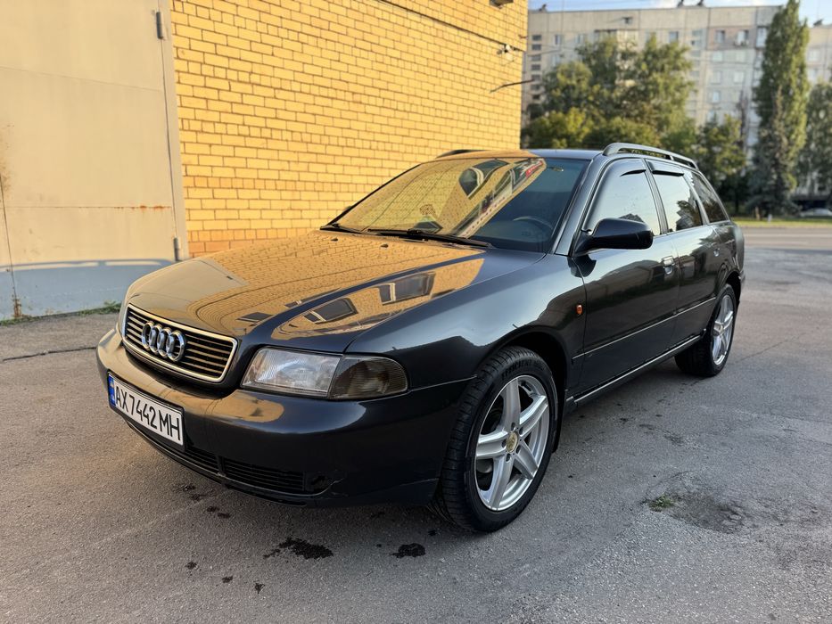 Audi A4, 1998