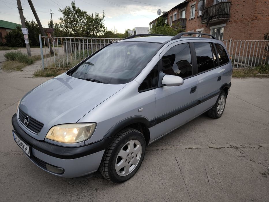 Opel Zafira, 2001