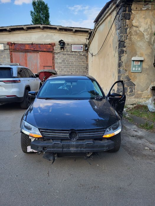 Volkswagen Jetta, 2013