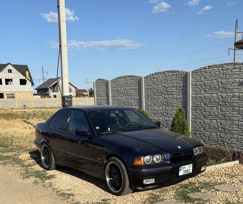BMW 3 Series, 1997