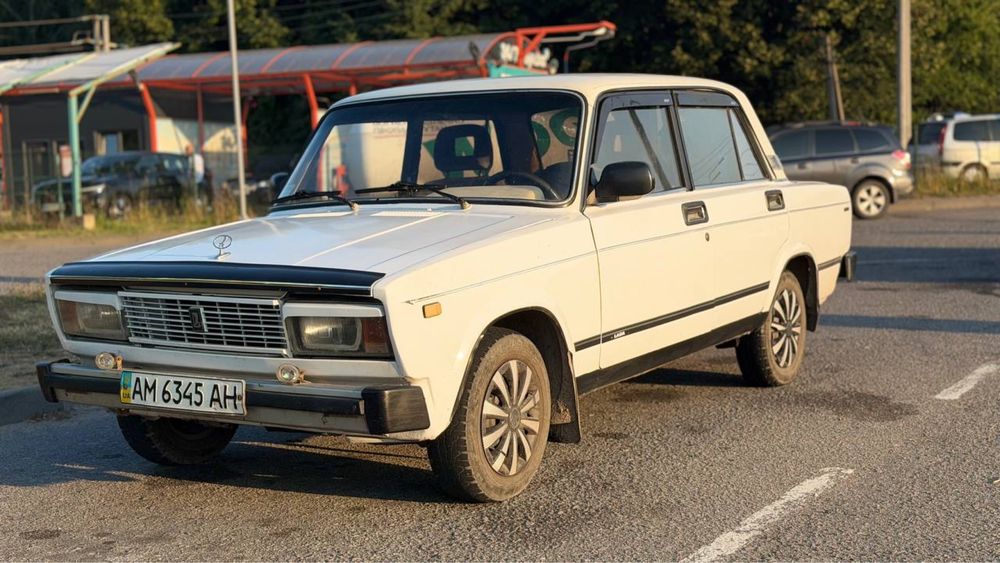 ВАЗ / Lada 2107, 1990