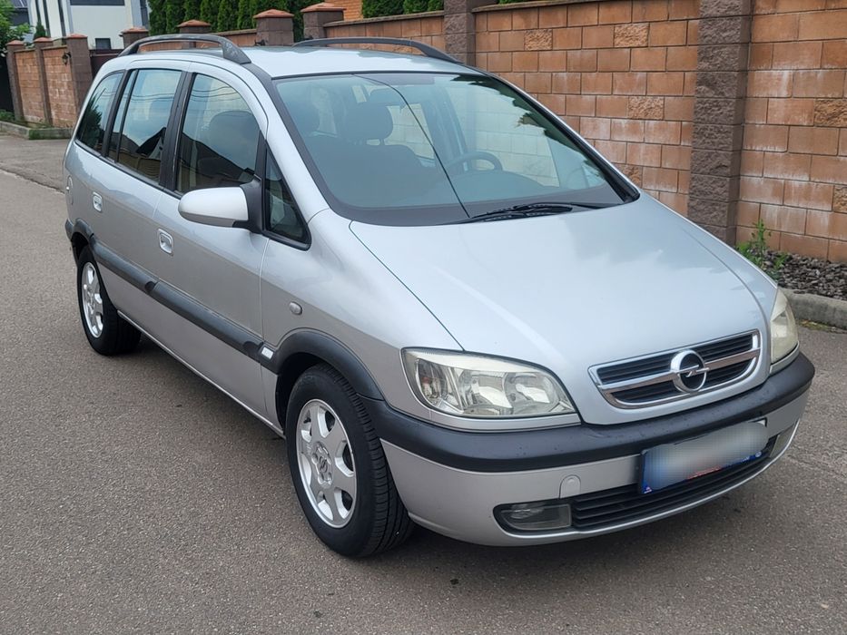 Opel Zafira, 2001