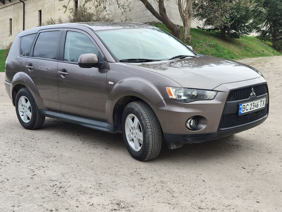 Mitsubishi Outlander, 2010