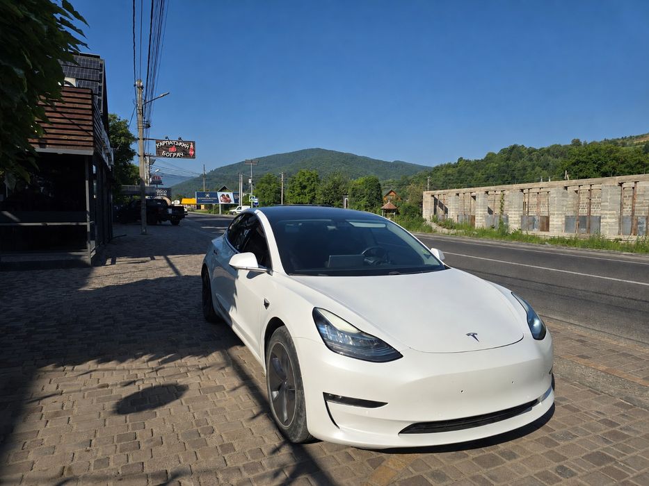 Tesla Model 3, 2018