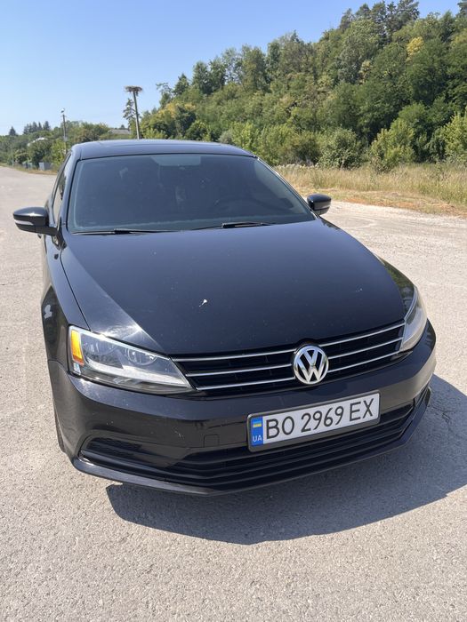 Volkswagen Jetta, 2011