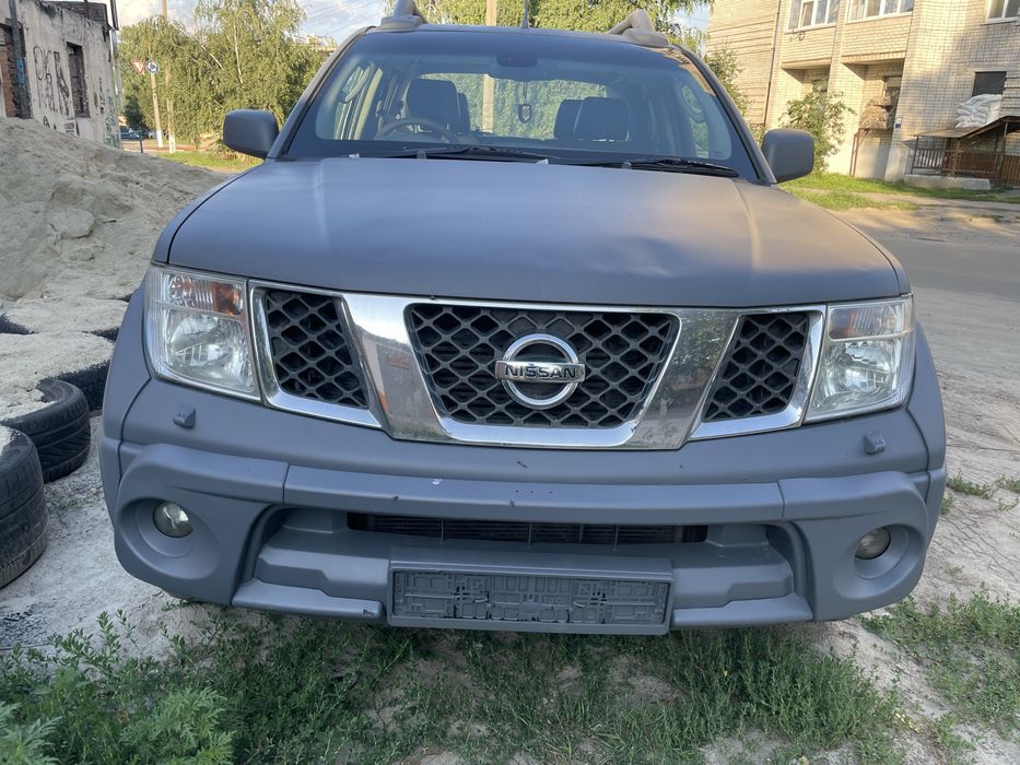 Nissan Navara, 2005