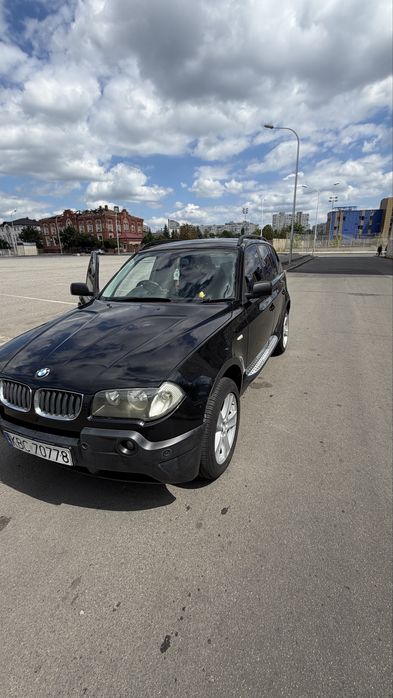 BMW X3, 2004