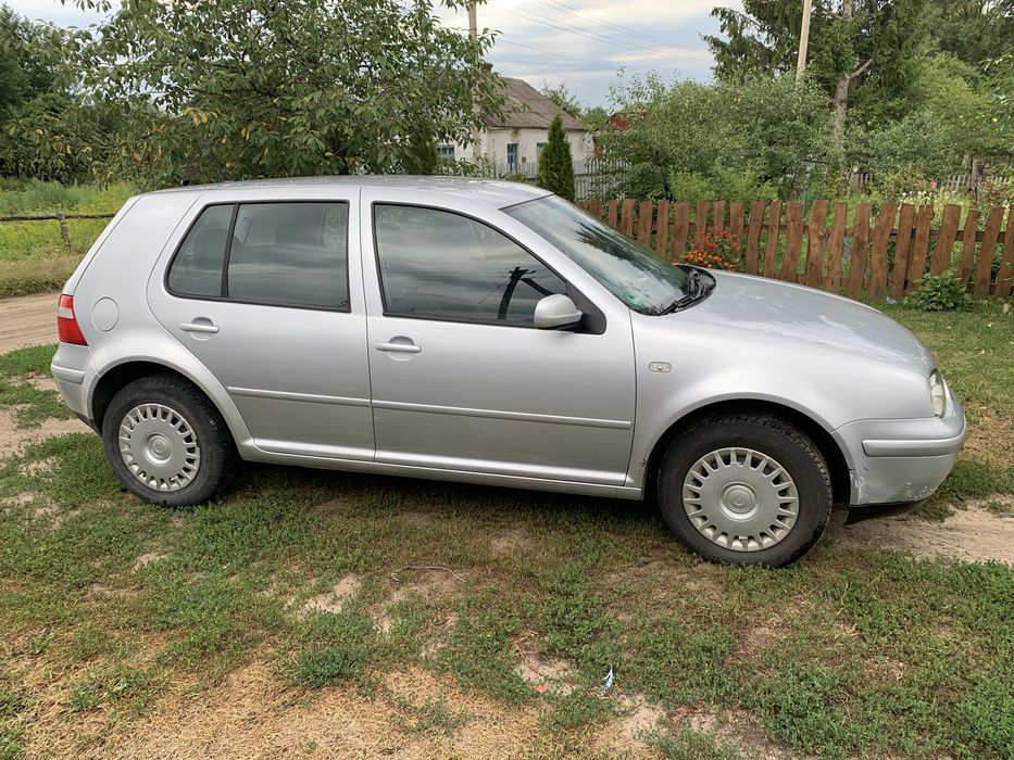 Volkswagen Golf, 2003
