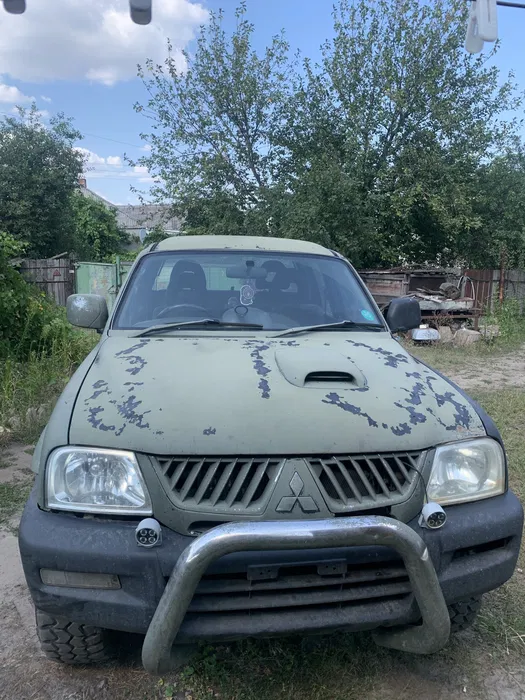 Mitsubishi L 200, 2005