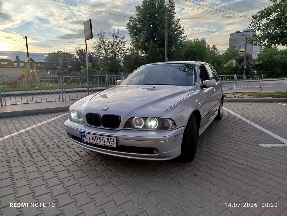 BMW 5 Series, 2001