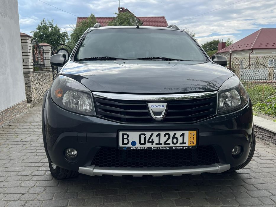 Dacia Sandero, 2011