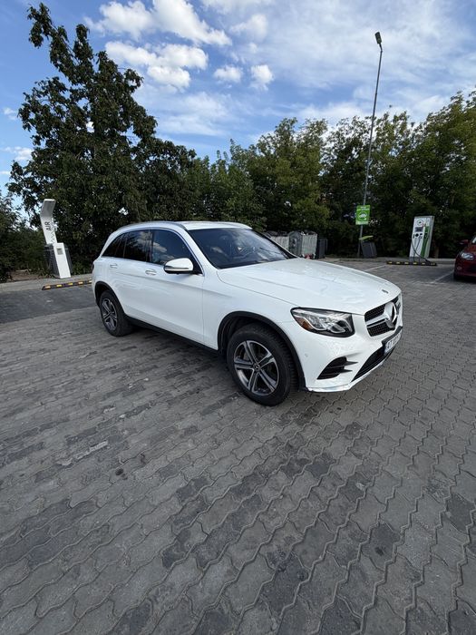 Mercedes-Benz glc, 2018