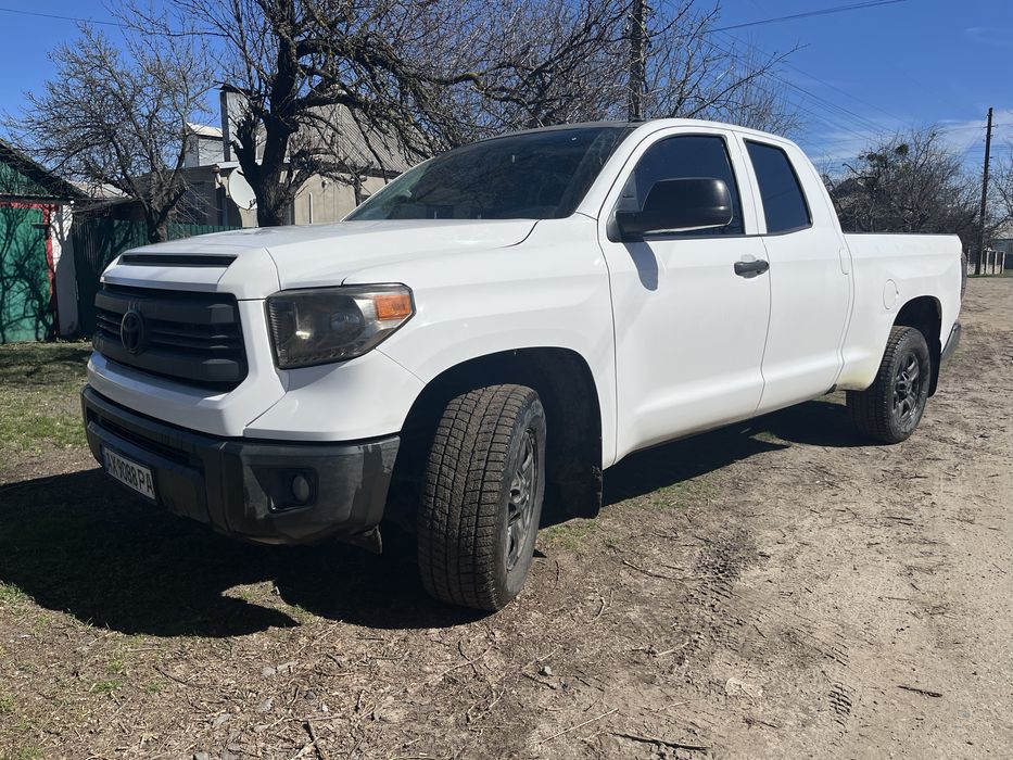 Toyota Tundra, 2015