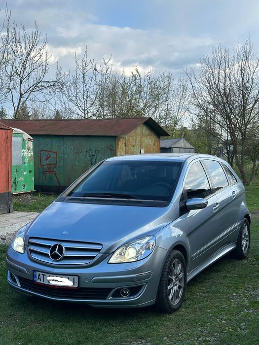 Mercedes-Benz 200, 2008