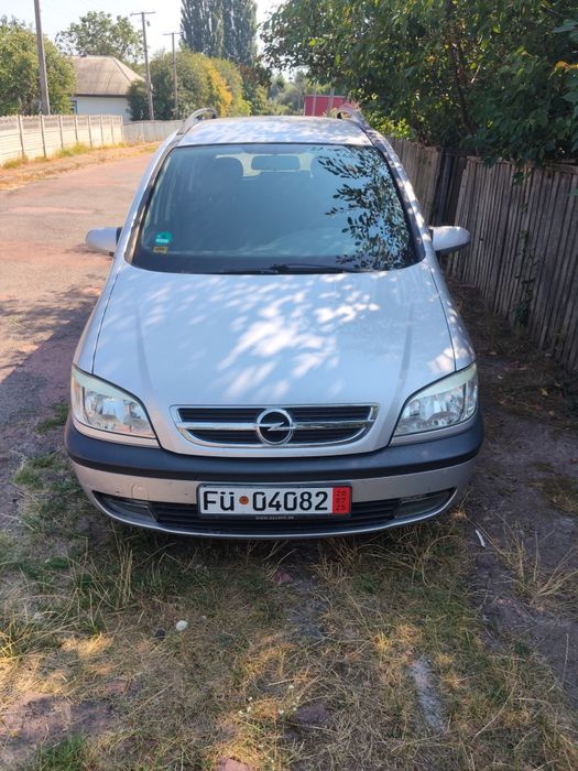 Opel Zafira, 2004