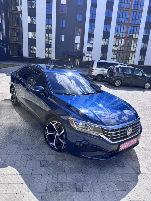 Volkswagen Passat Sedan, 2020
