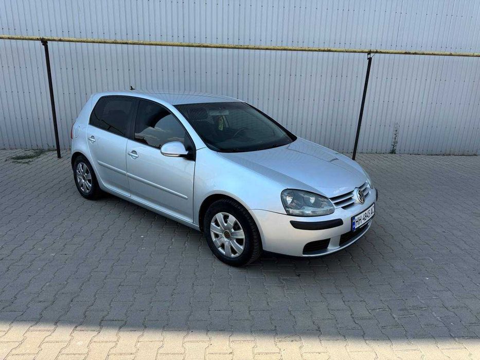 Volkswagen Golf, 2005