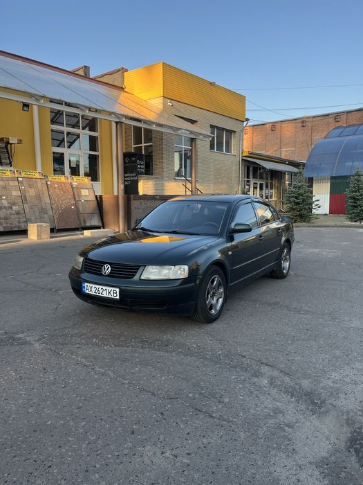 Volkswagen Passat Sedan, 1999
